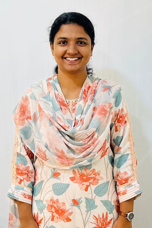 Team coordinator managing workflow, schedules, and team communication